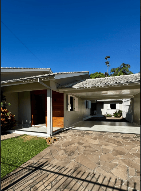 Casa para venda, 131,31m², com 3 dormitórios - Pinheirinho, Criciúma
